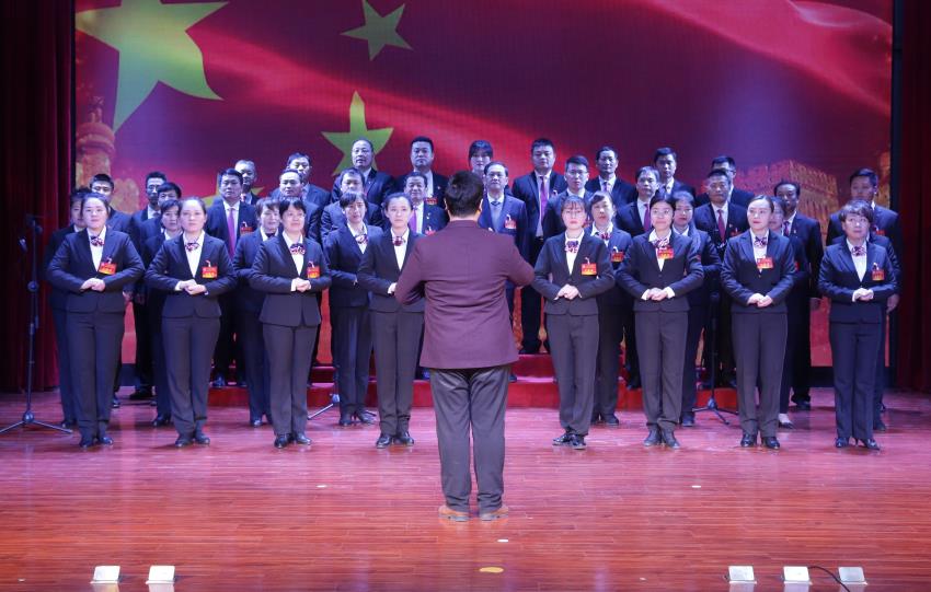 徐州寶潤實(shí)業(yè)集團(tuán)2019年度工作動員大會---大合唱《團(tuán)結(jié)就是力量》、《我愛你中國》