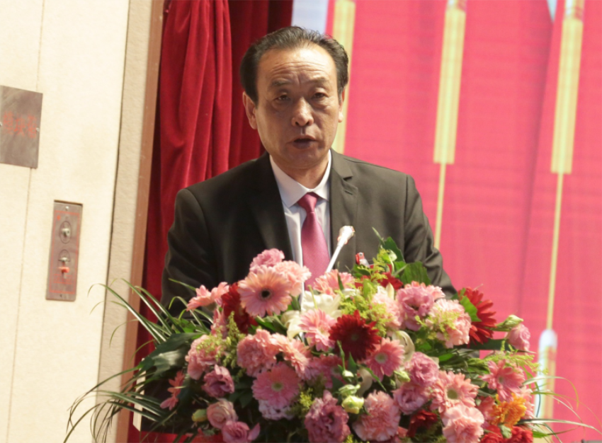 徐州寶潤實業(yè)集團第一屆黨委班子選舉大會---寶潤實業(yè)集團黨委常委、紀(jì)委副書記鄭軍同志作紀(jì)委工作報告